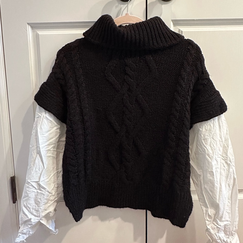 Love Tree long sleeve blouse top X cable knit turtle neck sweater